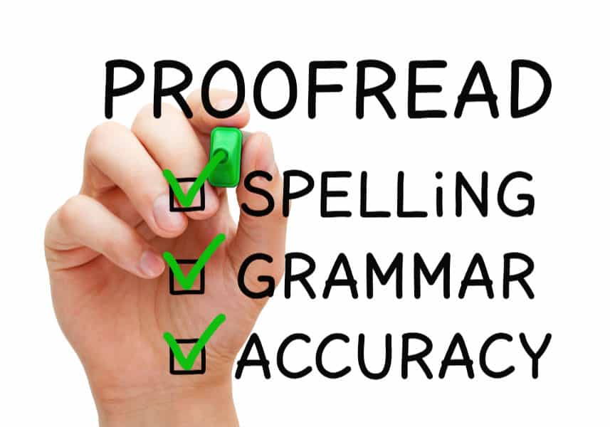 How to become a transcriptionist- 3 things you need most: A hand checking the boxes: spelling, grammar, accuracy. 